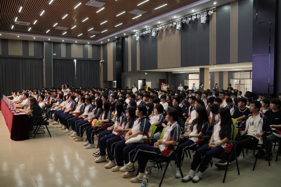 图5 活动现场座无虚席。.JPG